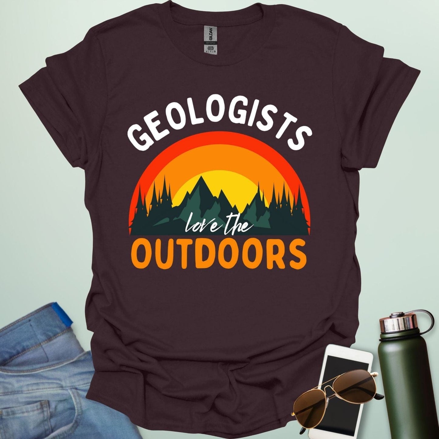 GEOLOGISTS LOVE THE OUTDOORS T-Shirt