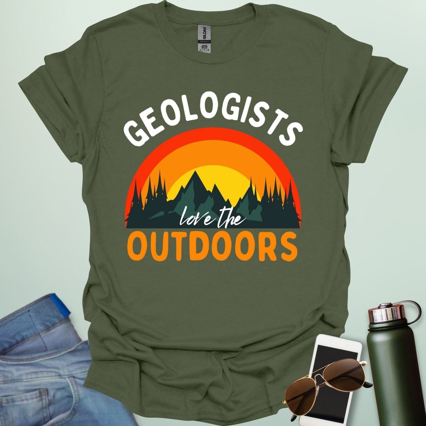 GEOLOGISTS LOVE THE OUTDOORS T-Shirt